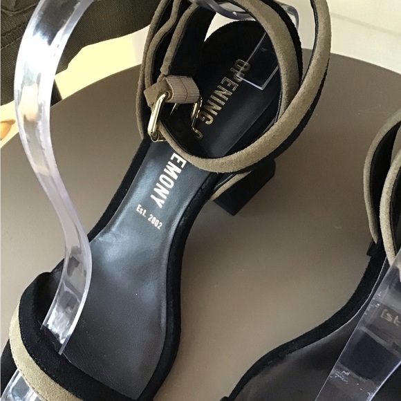 NIB Opening Ceremony Elzpeth Swirl Heel Sandals - Picture 2 of 13